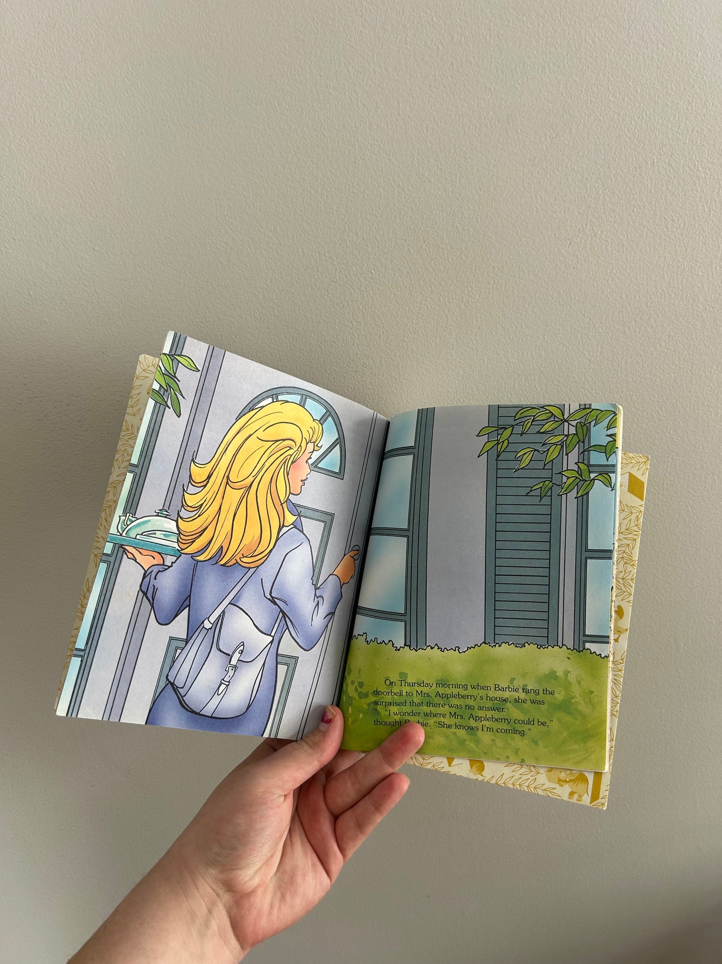 Very busy Barbie book