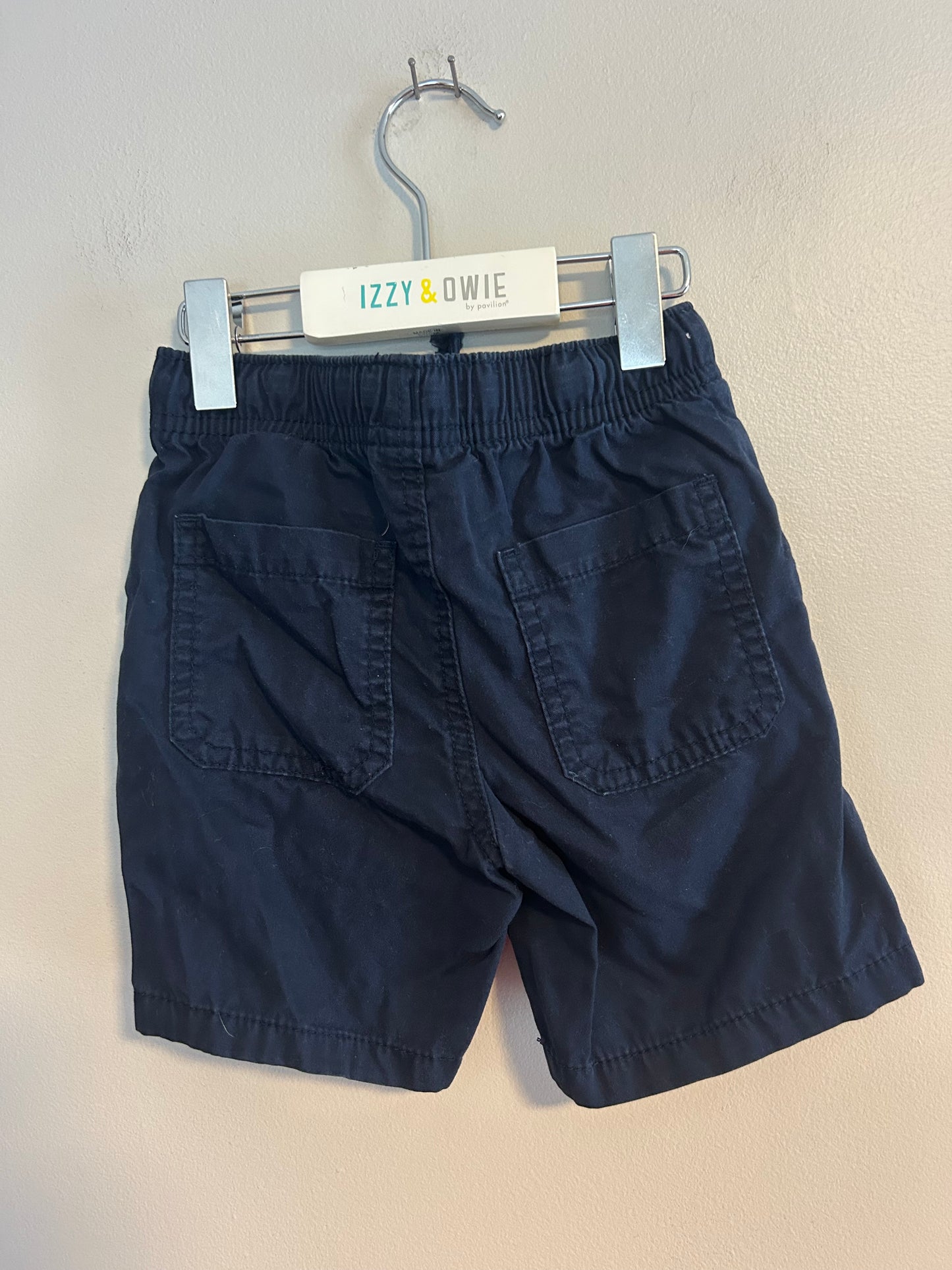 Cat & Jack 3t navy shorts