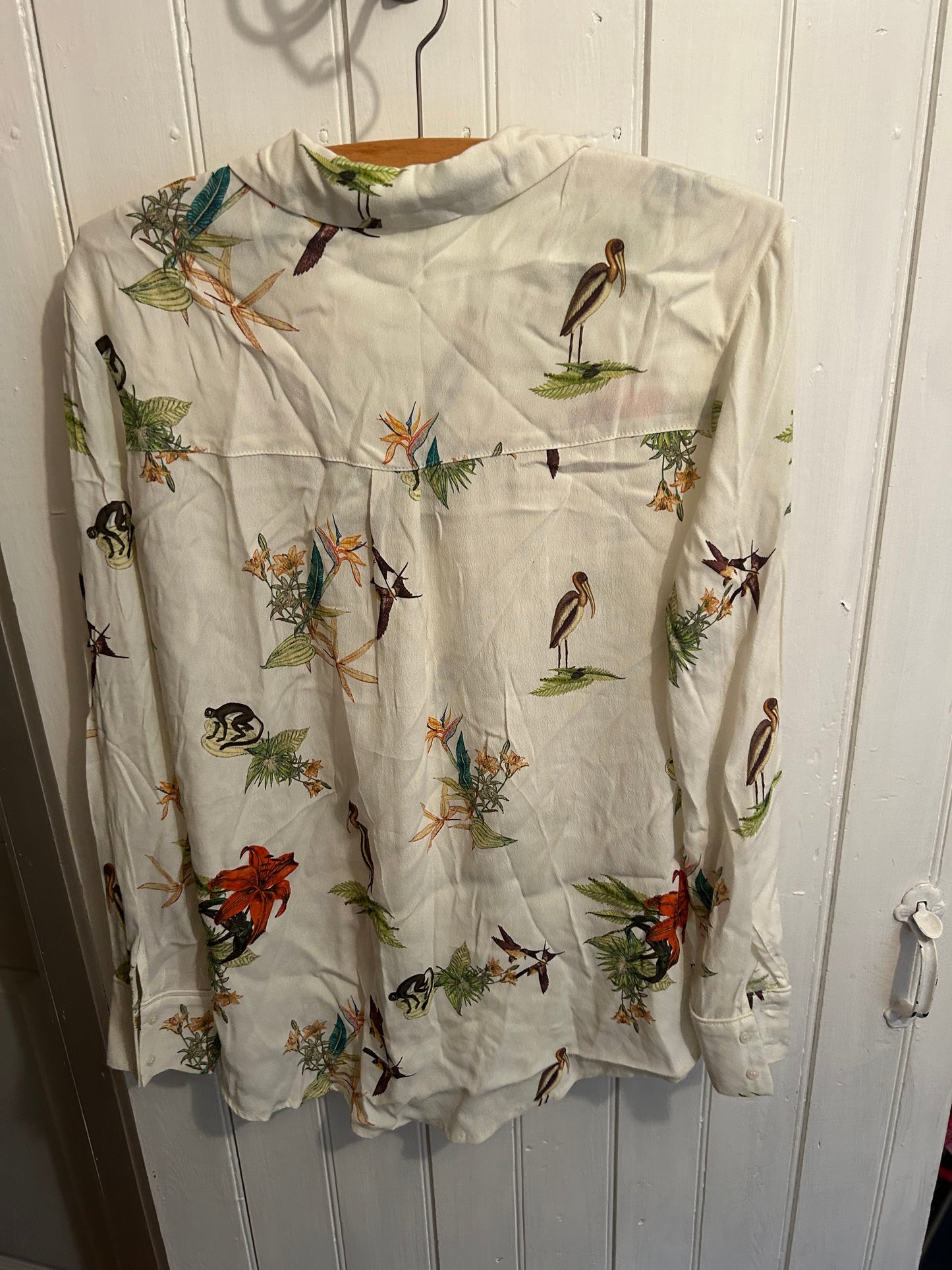 Yaya women’s 36 costal animal floral button up shirt