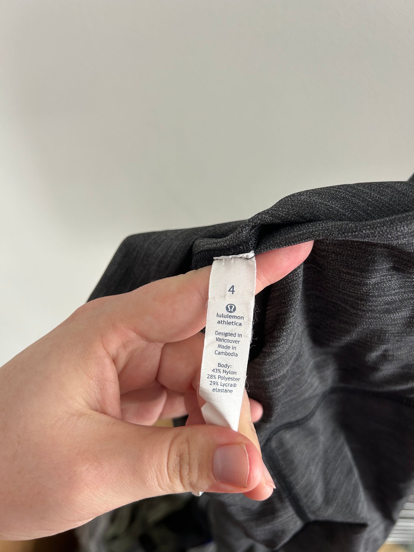 Lululemon 4 black leggings
