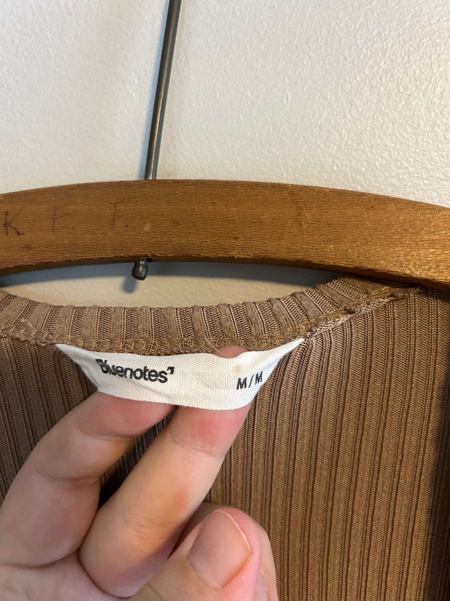 Bluenotes medium tan cardigan