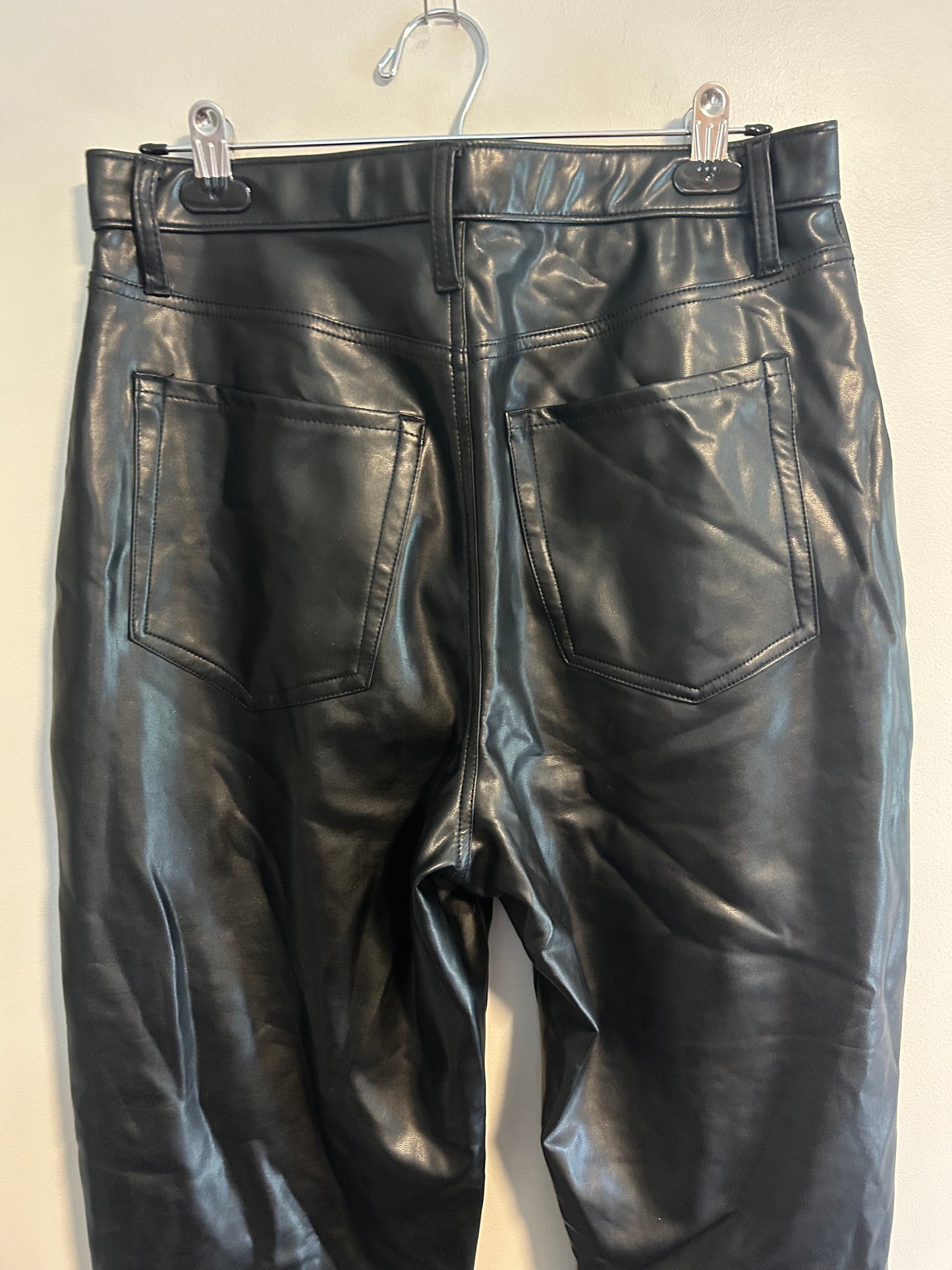 Abercrombie & fitch women’s 14 black pleather straight leg pants
