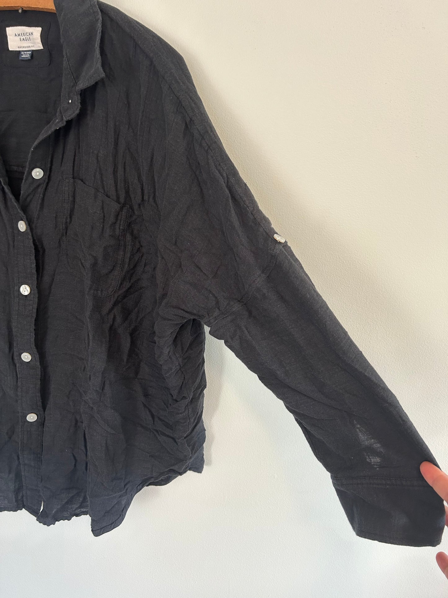 American eagle xs white & black button up linen shirt bundle