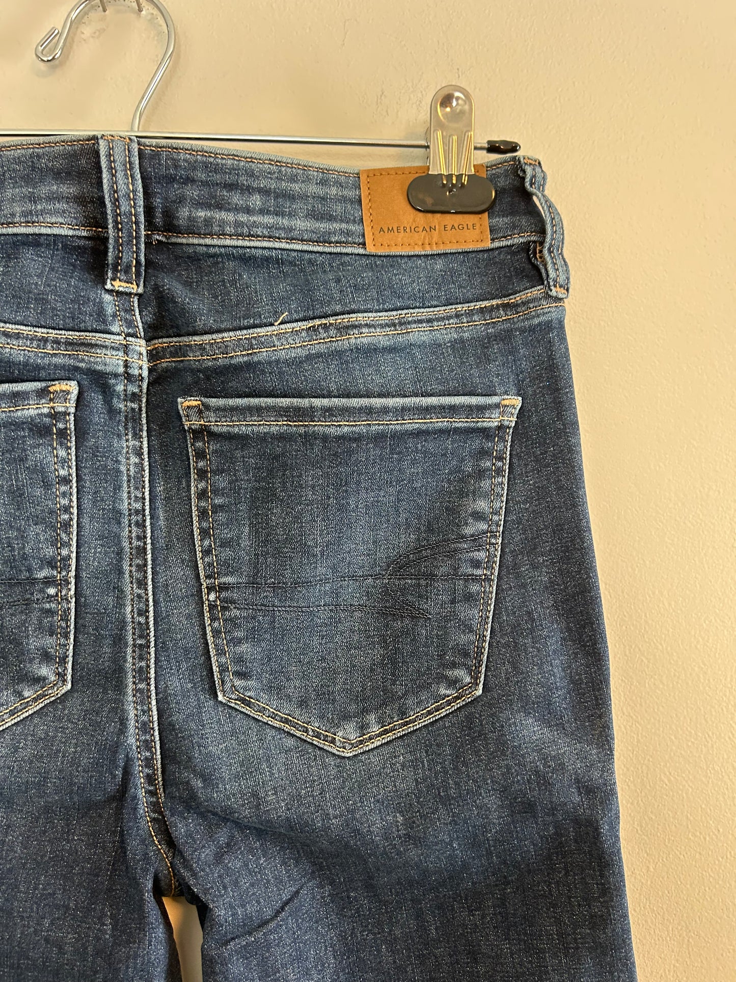 American eagle 4 dark wash high rise skinny jeans