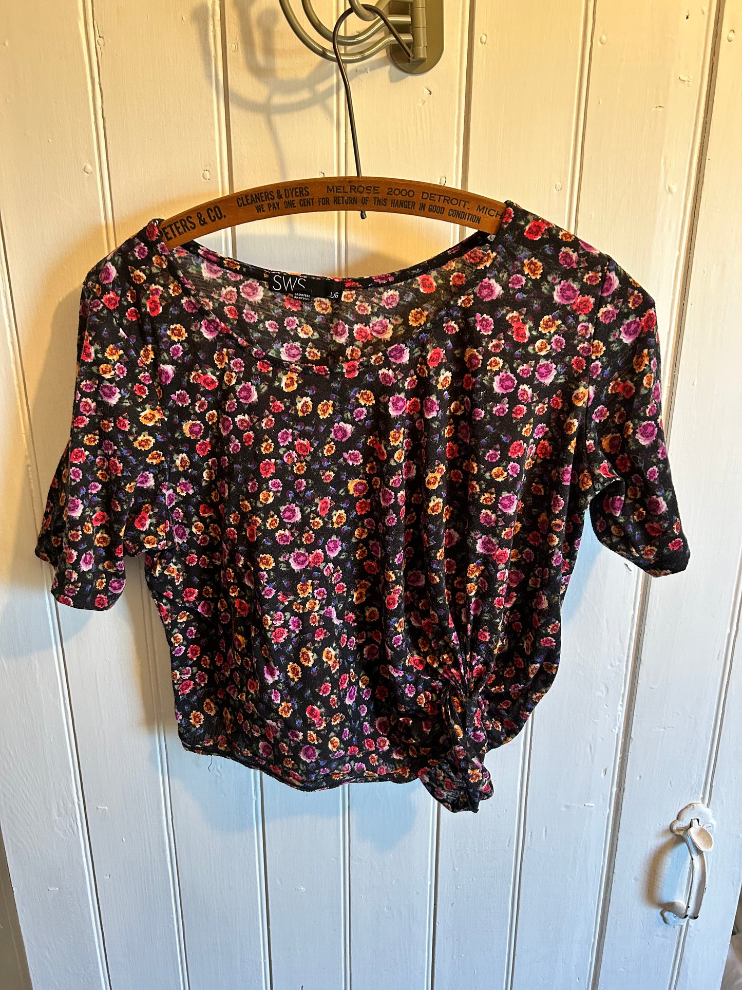 SWS large floral twist top