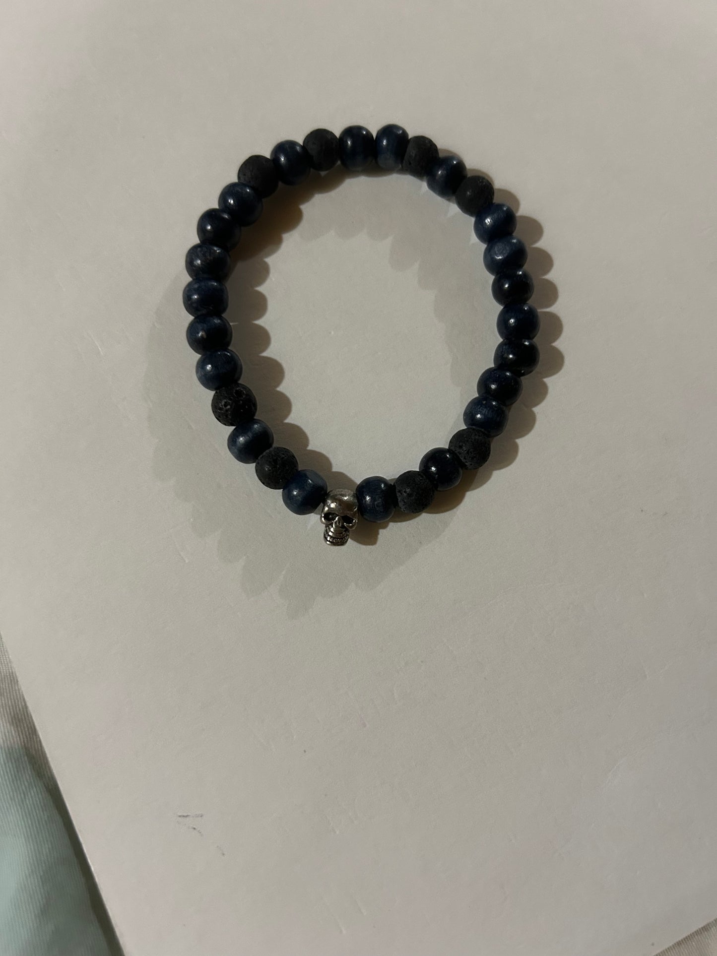 Blue & black beaded skull bracelet