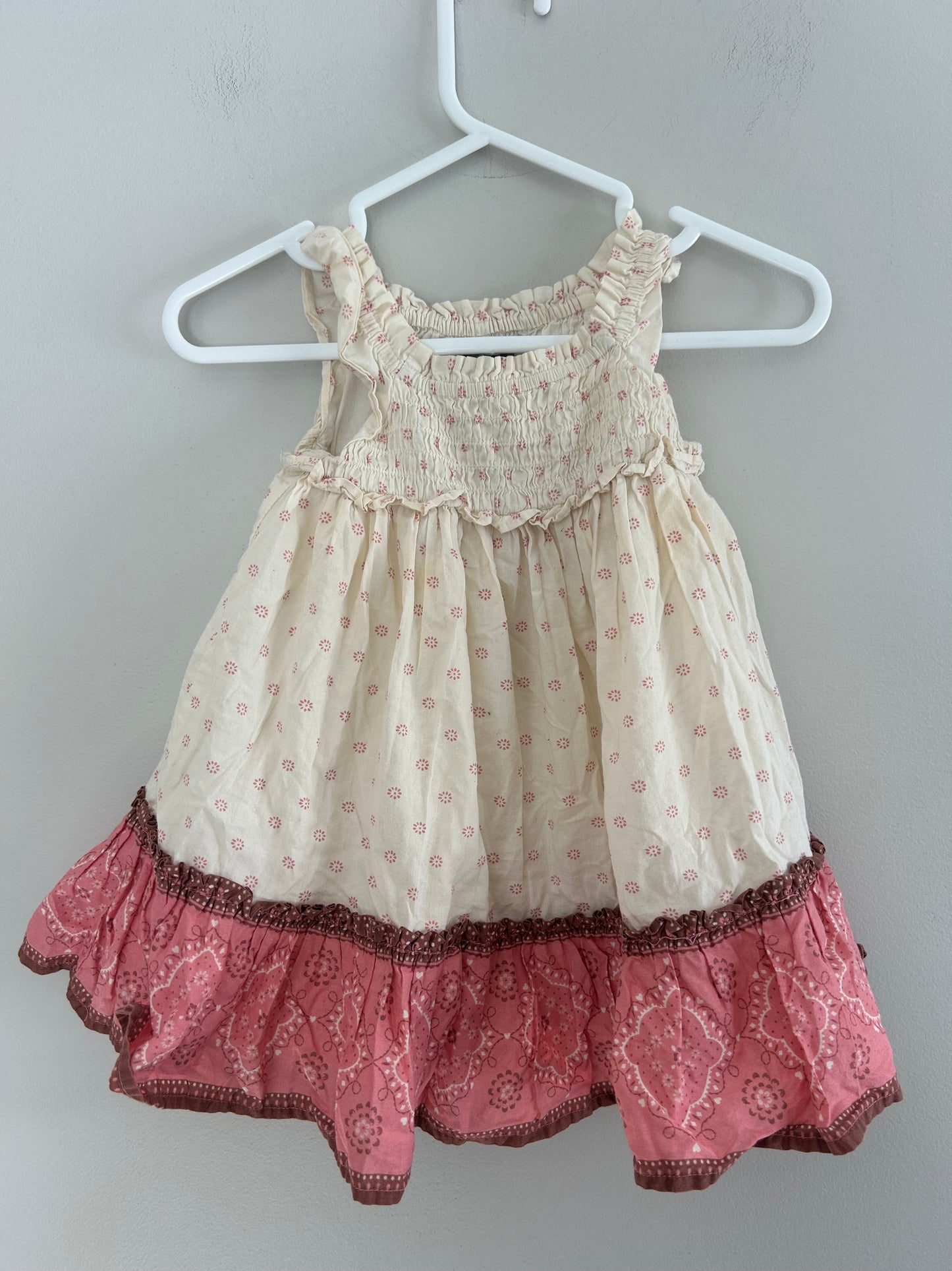Gap 6/12m tan & pink smocked sleeveless dress