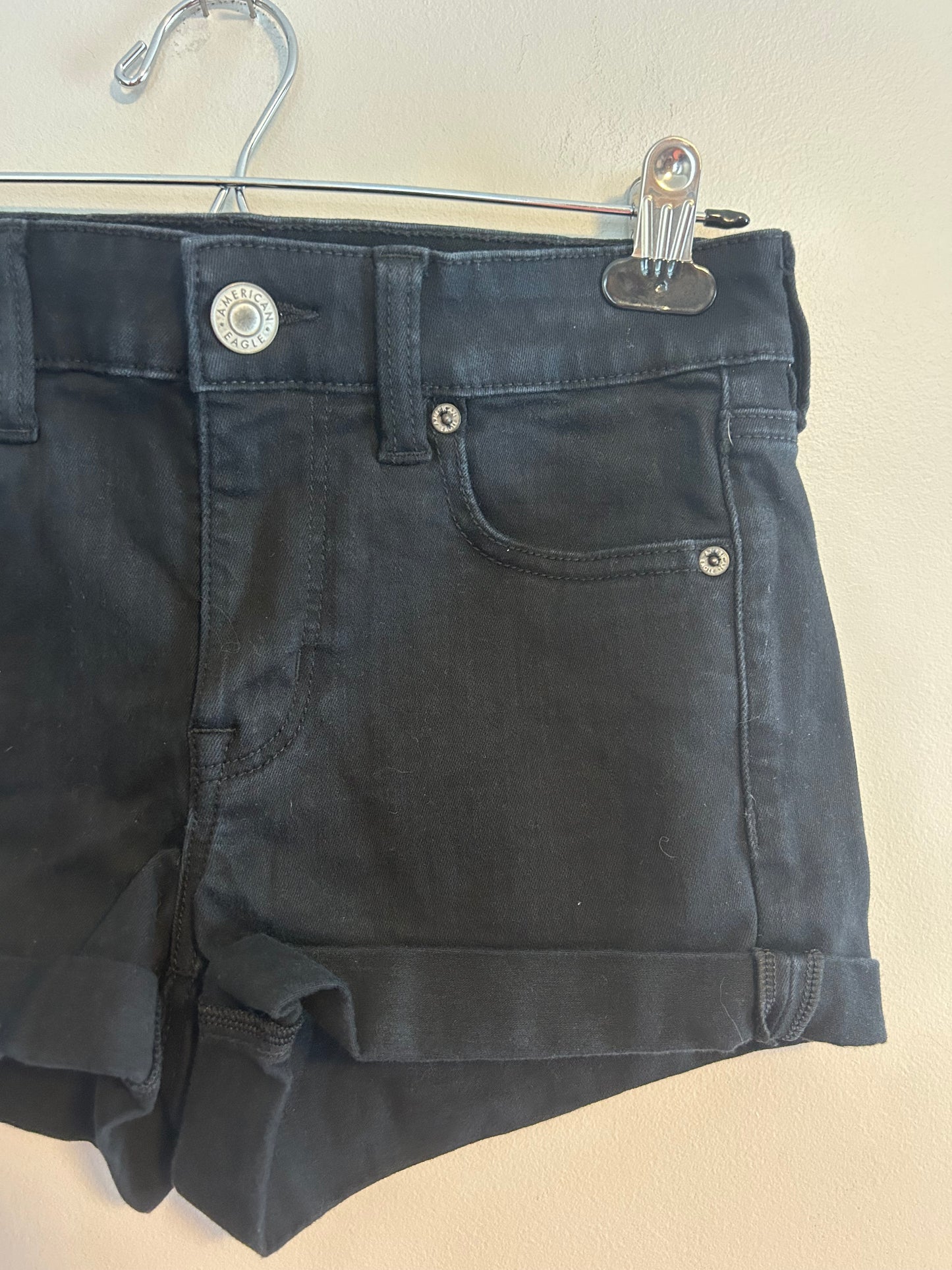 American eagle 6 black denim shorts