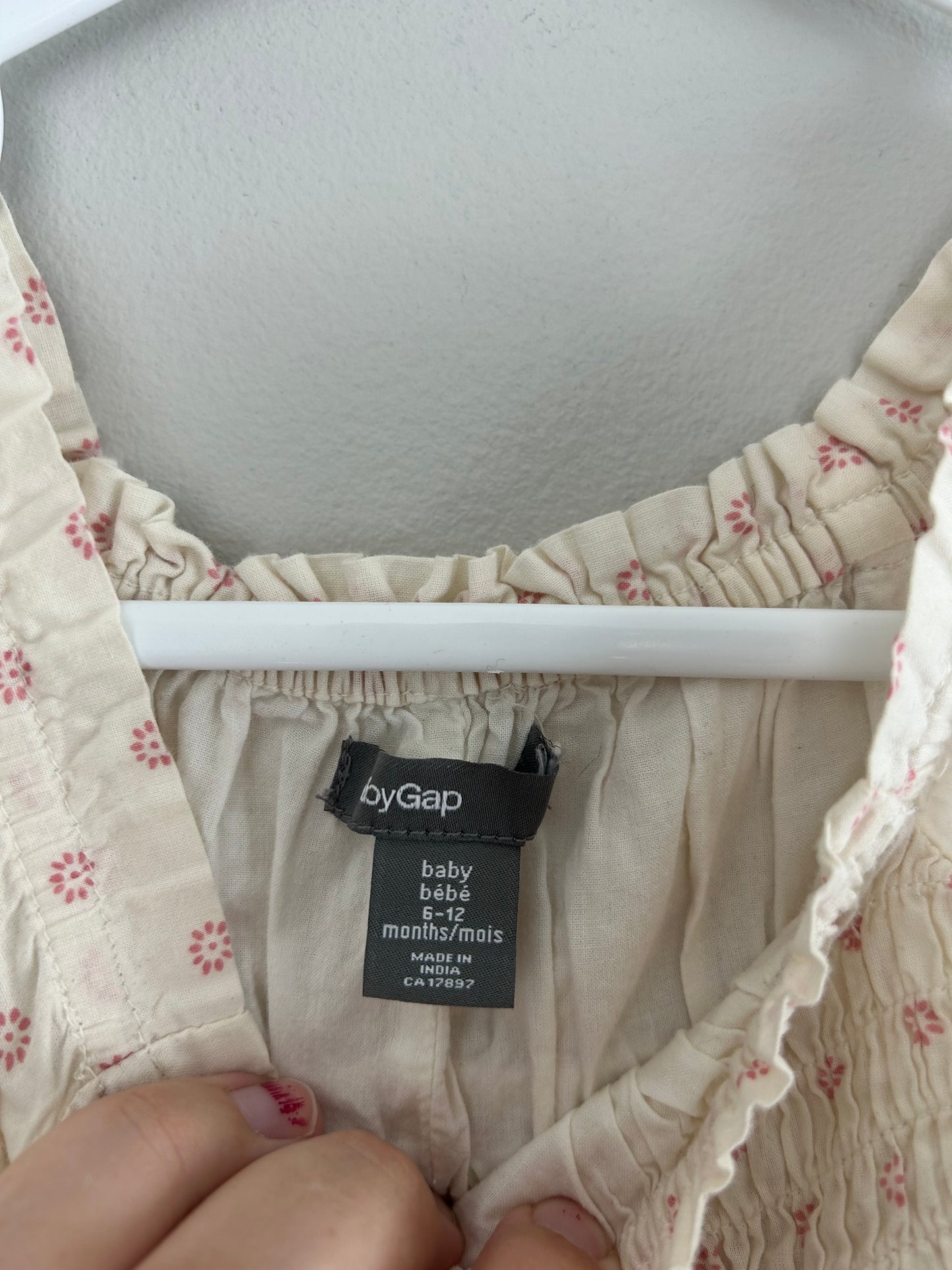 Gap 6/12m tan & pink smocked sleeveless dress