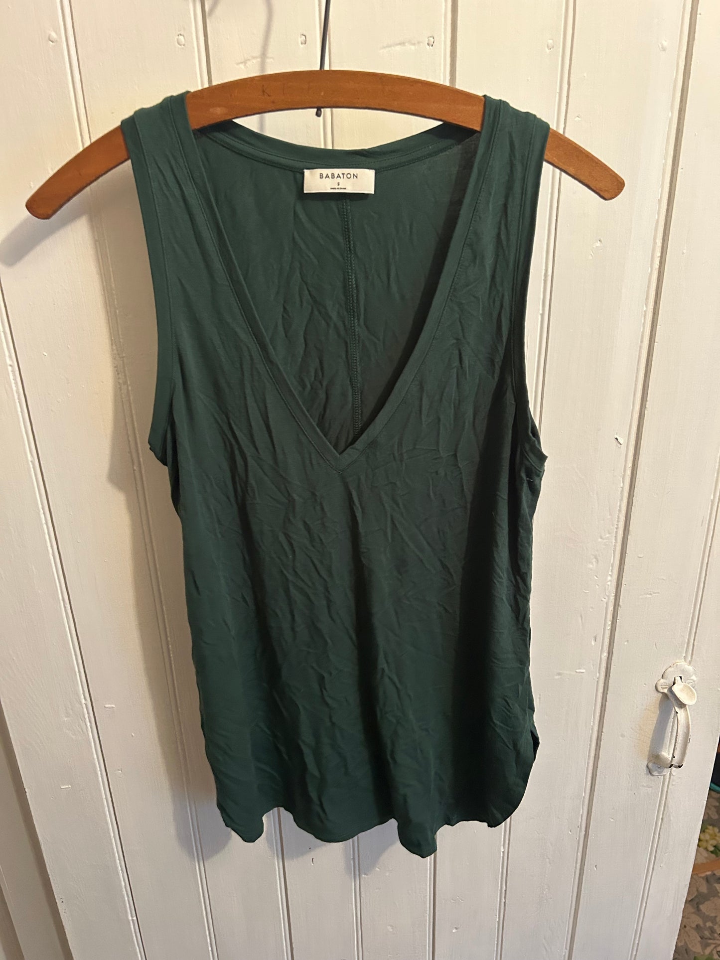 Babaton Aritzia green small vneck tank top