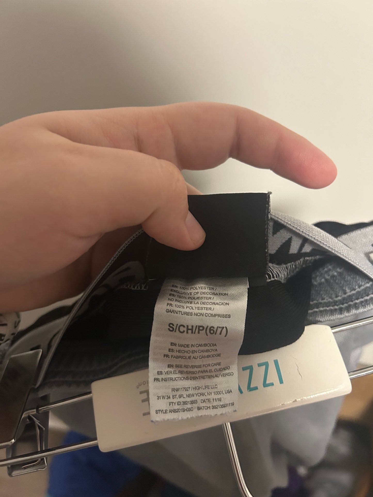 Andi youth 6/7 black & grey athletic shorts