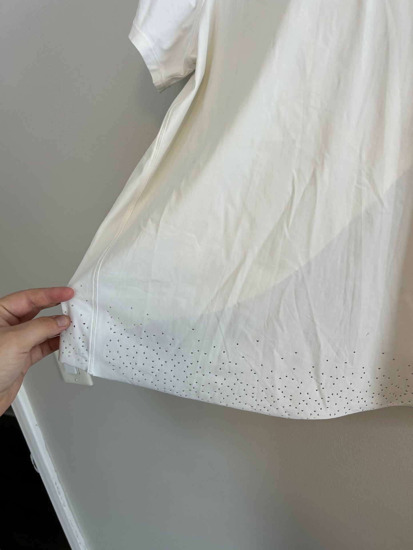 Lululemon medium white swoop open back top