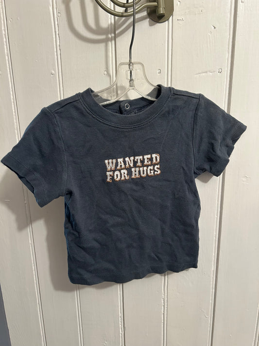Old navy 12/18m grey wanted hugs tshirt